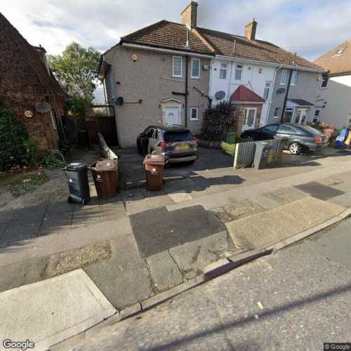 Parking Space to Rent in Dagenham, RM8
