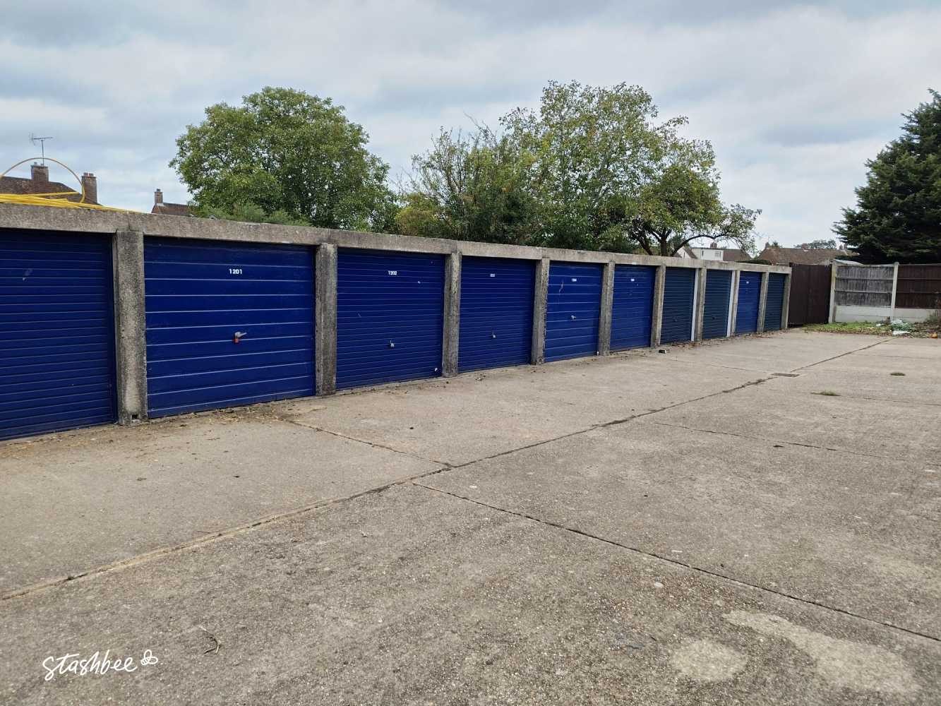 Lock-up Garage to Rent on Glebe Crescent, CM8 2QT