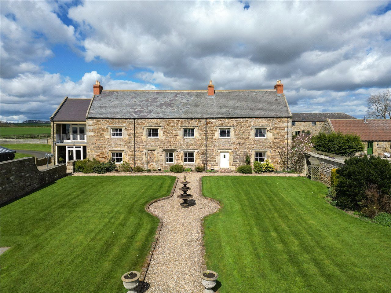 Hartlaw Manor