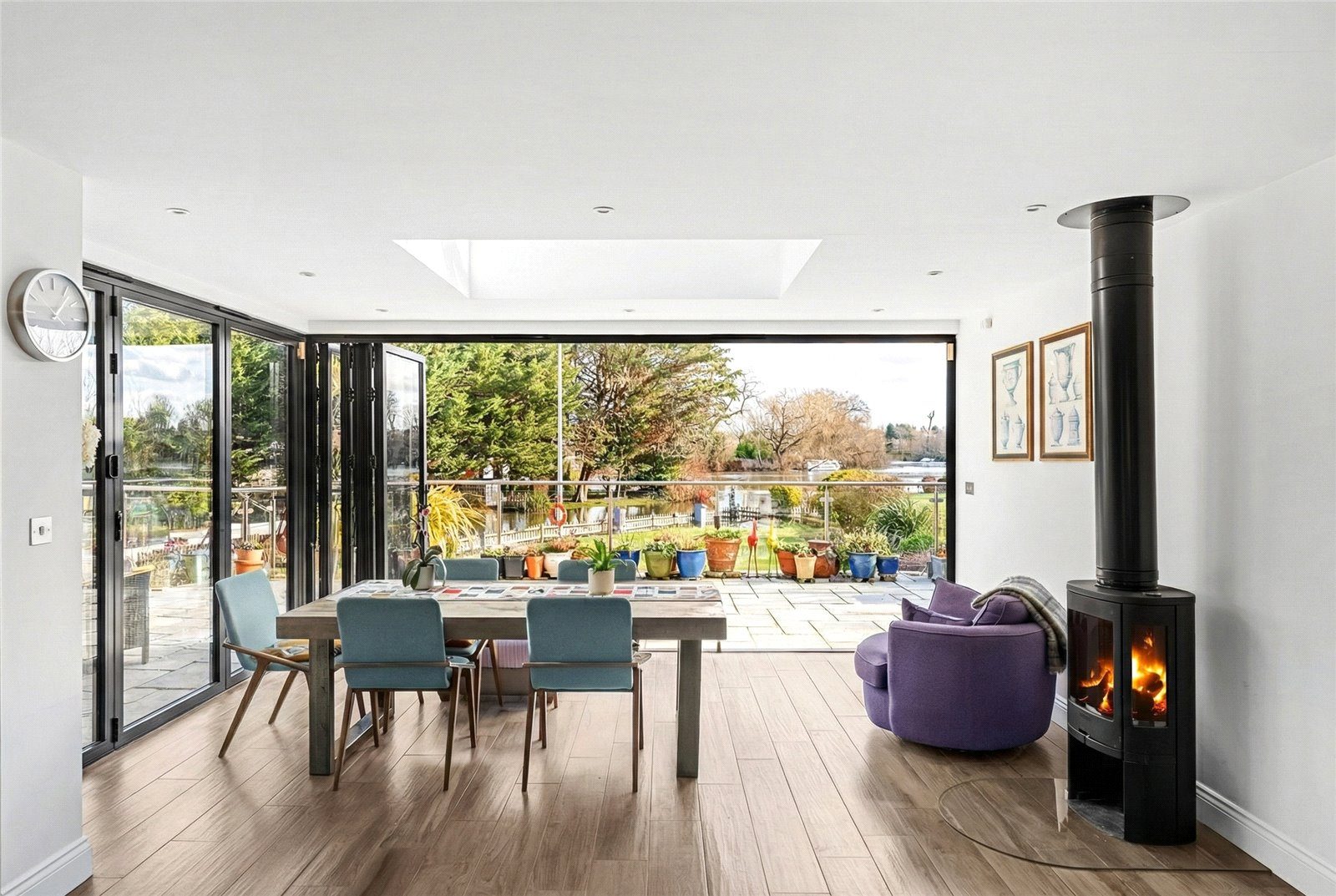 Hamm Court, Weybridge, Surrey, KT13