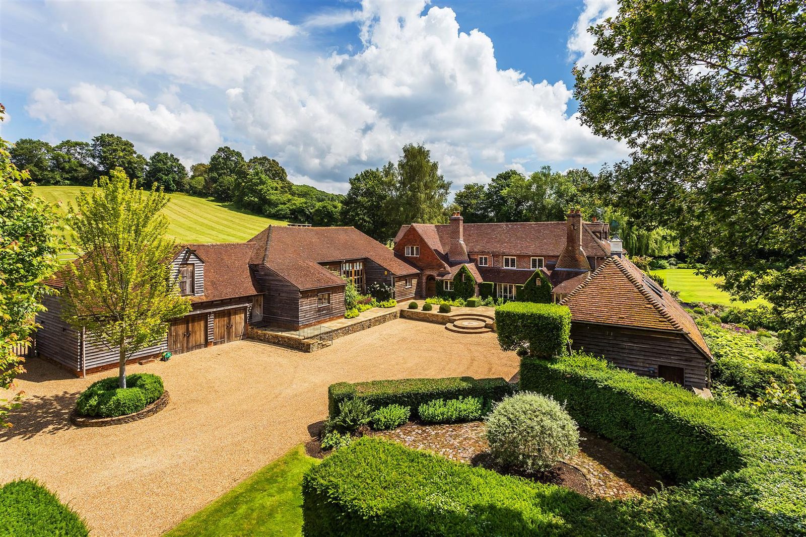 The Green, Shamley Green, Guildford, Surrey, GU5 0UB