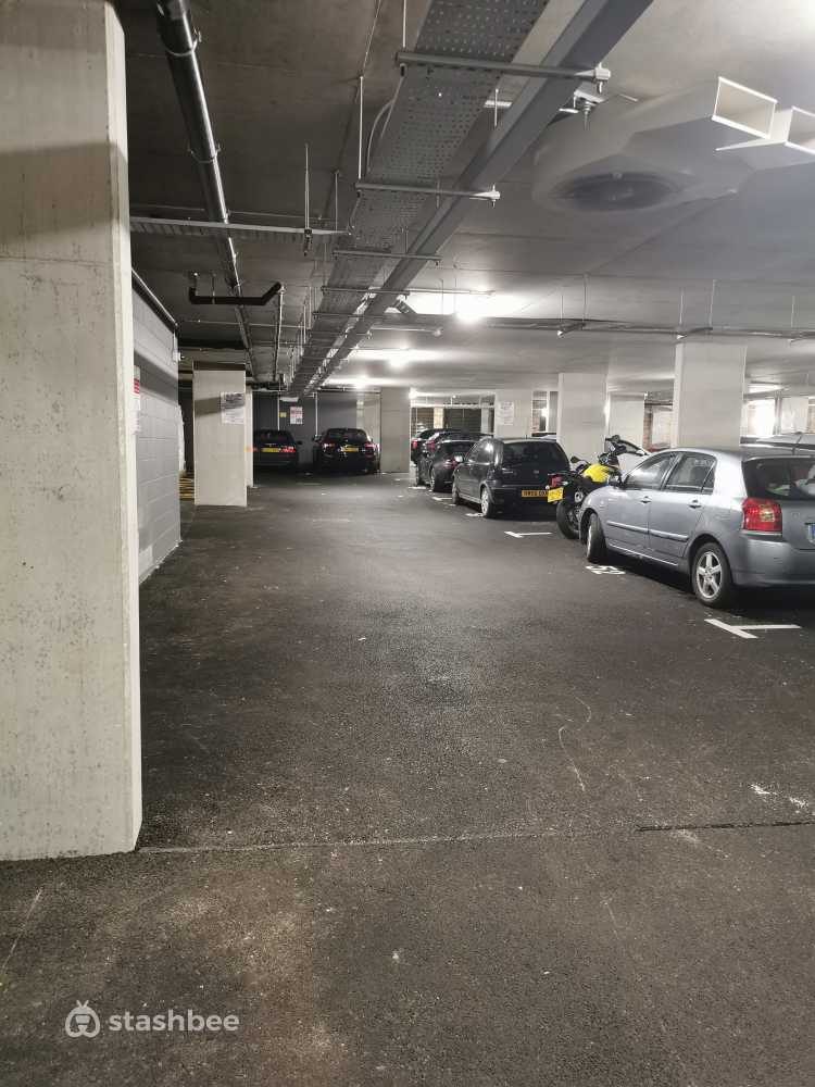 Parking Space to Rent in Barking, IG11