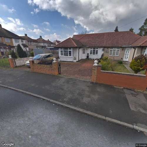 Parking Space to Rent in Hayes, UB3