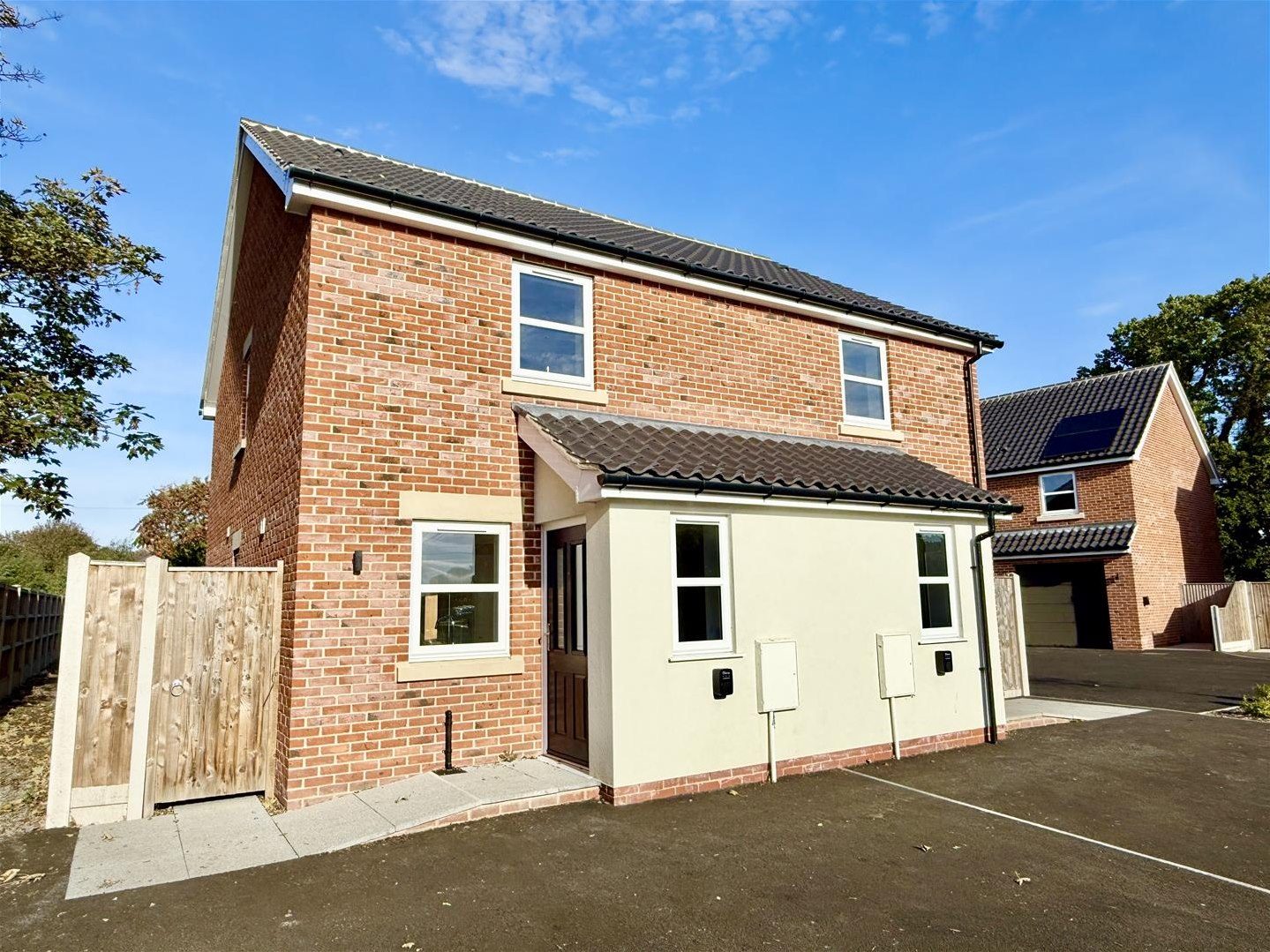 Semi-detached house with a mooring, Great Yarmouth