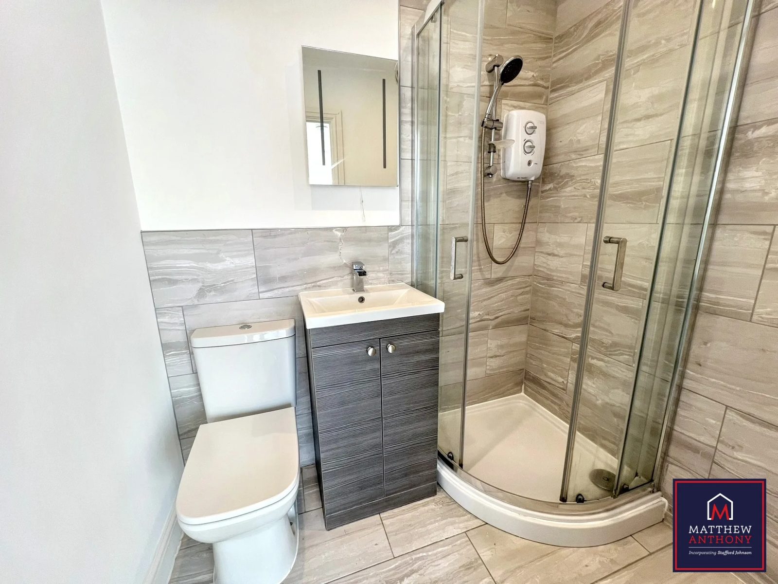 South Street, Worthing, BN11
