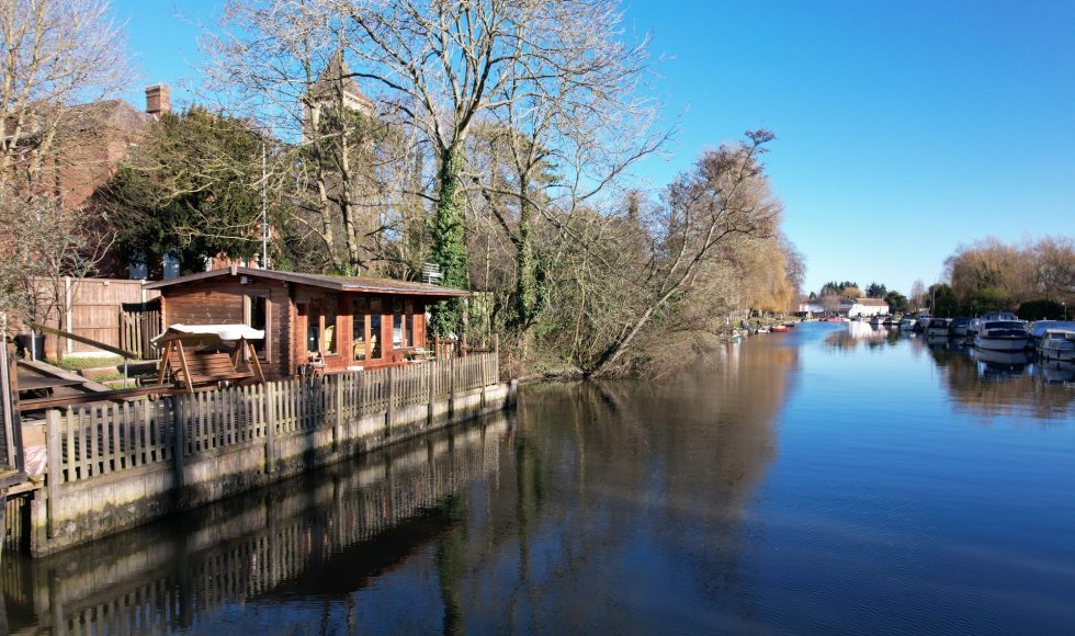 Thorpe St Andrew, Norwich 1 Bedroom Timber Holiday Cabin