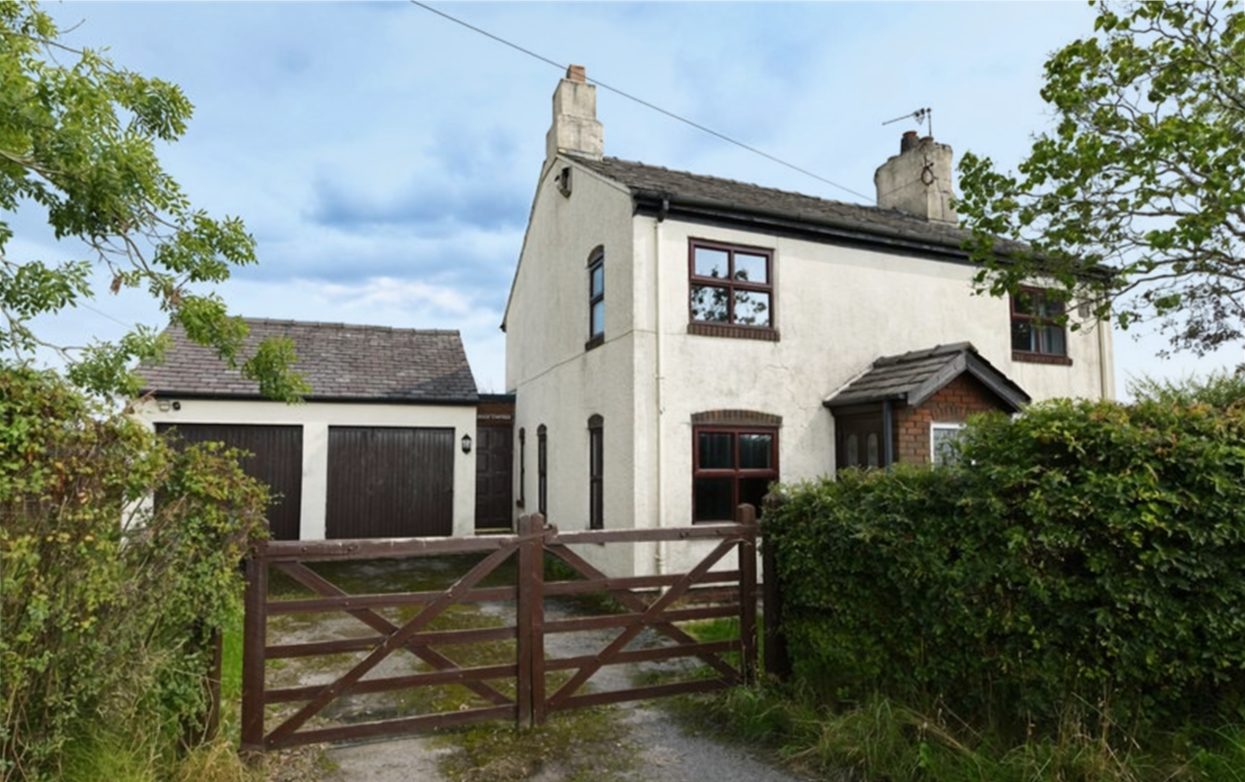 Rose Cottage, Spring Lane, Lymm WA13 9JY