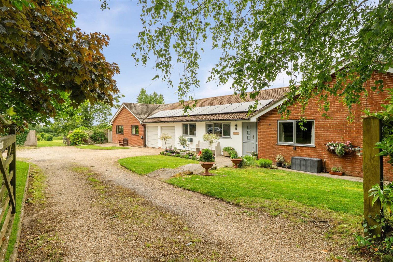 Bungalow with paddocks, Dorchester