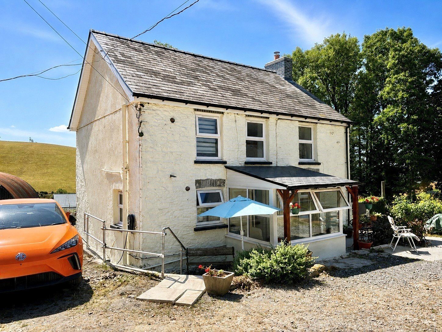 Llanwrda: detached house with outbuildings