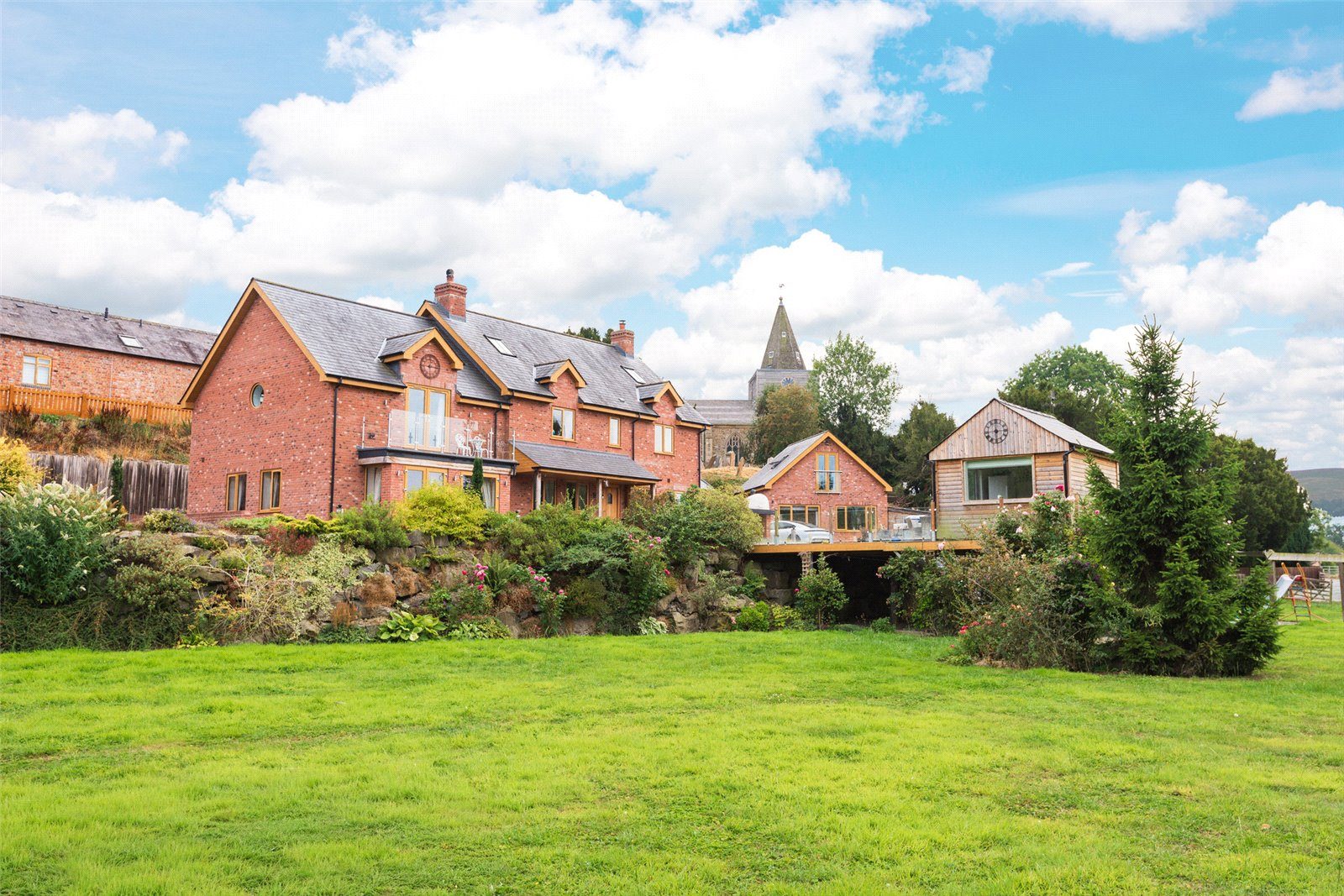 Detached House for sale with 6 bedrooms, Churchstoke, Montgomery