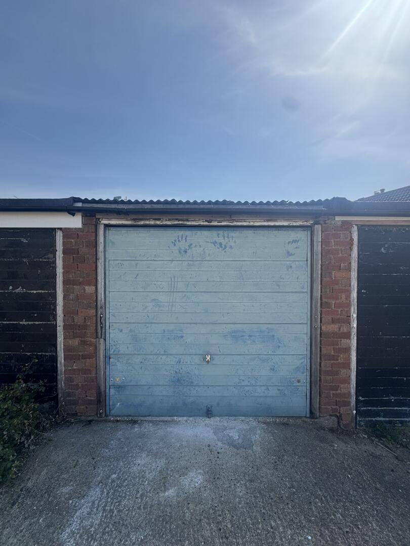 Garage at rear of Abbotts Drive, Stanford-Le-Hope