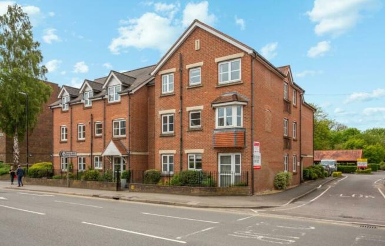 Archers Court, Salisbury, SP1