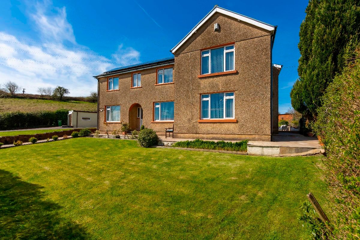 Detached house with further land available, Mountain Ash