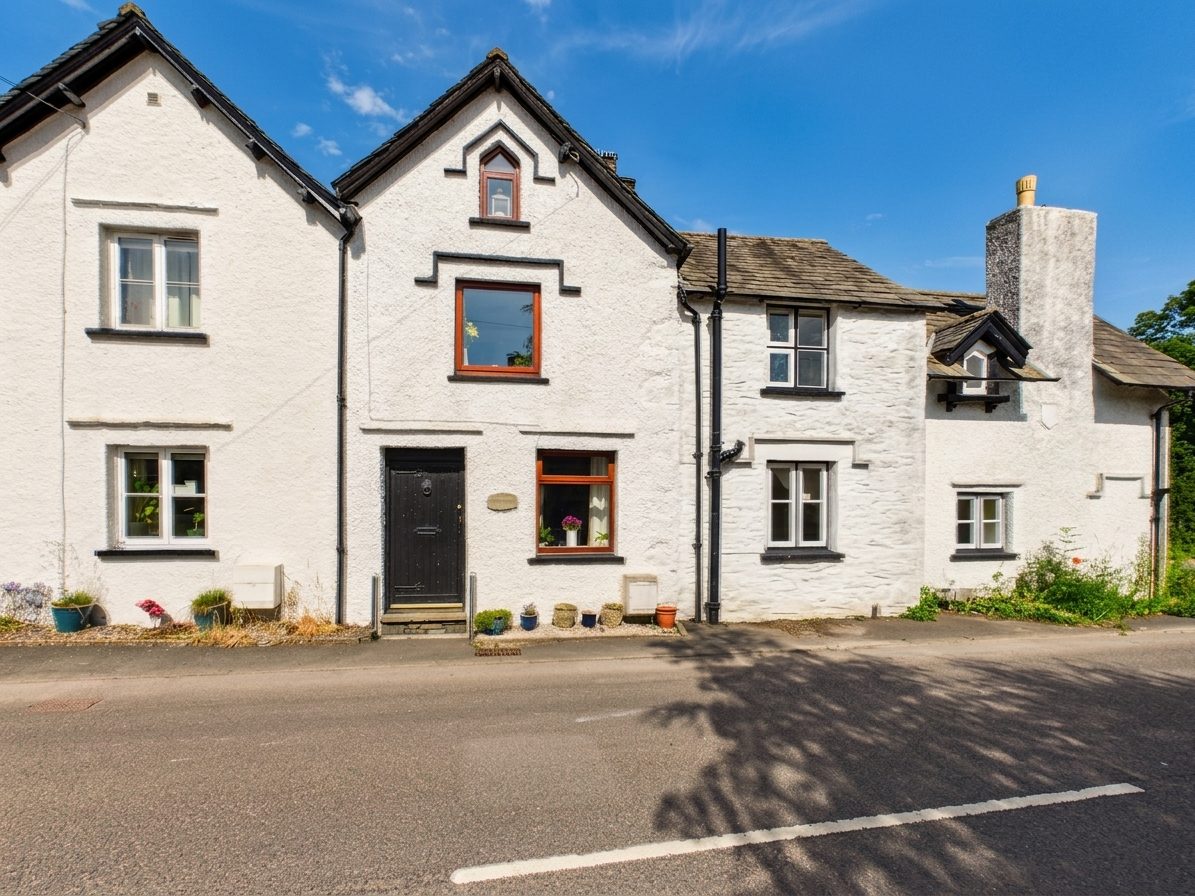 Burneside, Kendal, LA9