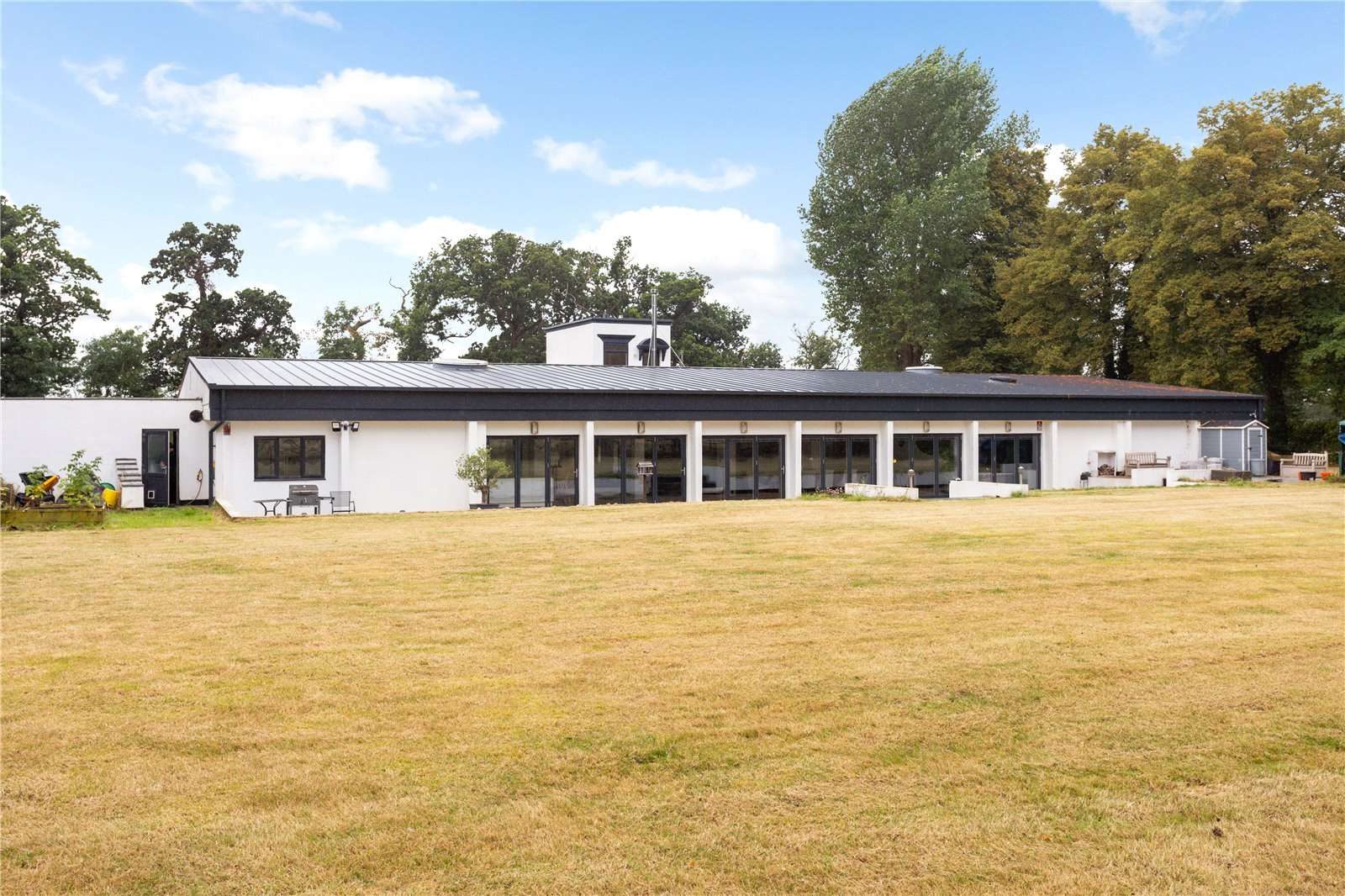 House with paddocks in Leicester