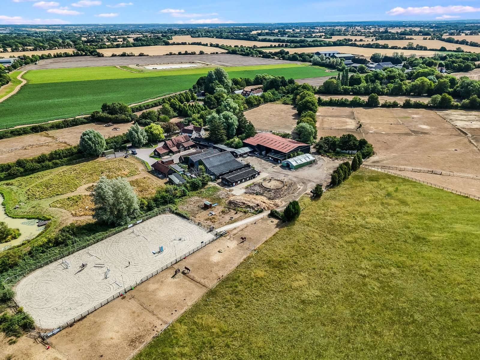 Grade II listed farmhouse in Dunmow