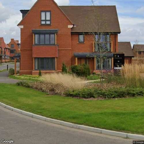 Parking Space to Rent in Crawley, RH11