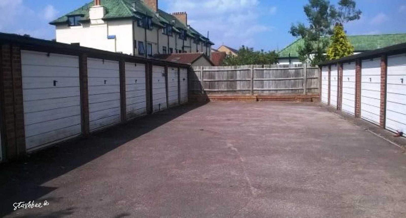 Lock-up Garage to Rent at Old Mill Gardens, HP4 2NZ