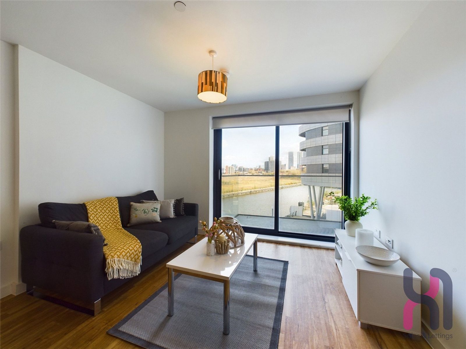 1 Pomona Strand, Old Trafford, M161-bed flat for sale in Manchester