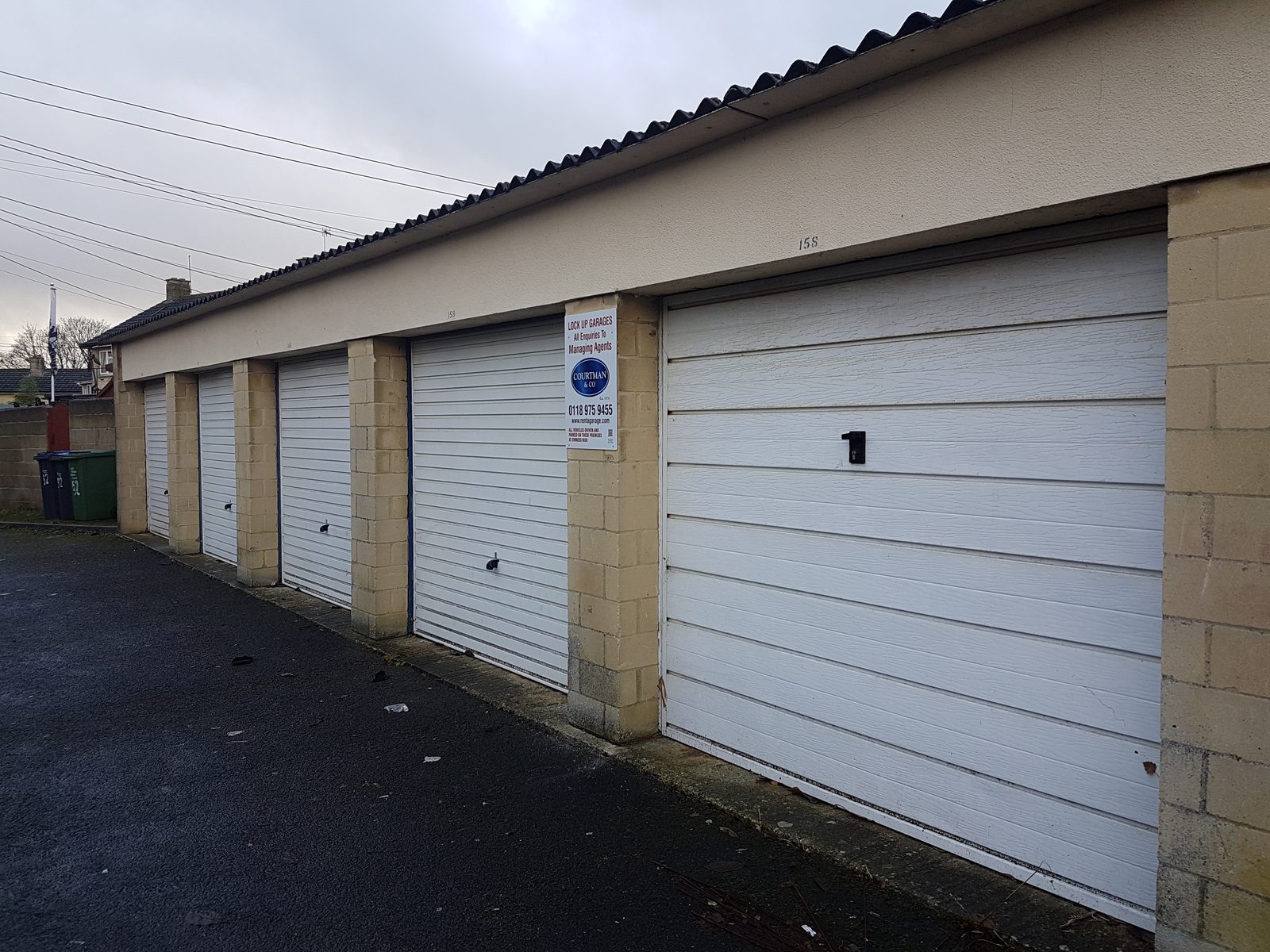 The Laggar access adj 24 Off Kings Avenue Corsham Wiltshire