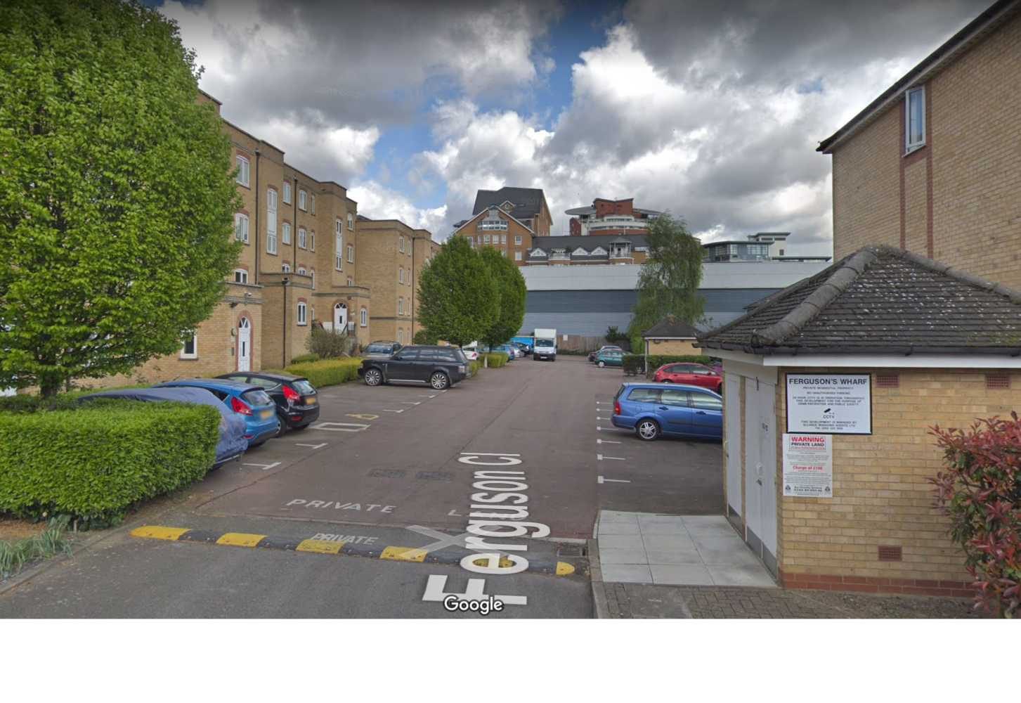 Parking Space to Rent in East London, E14