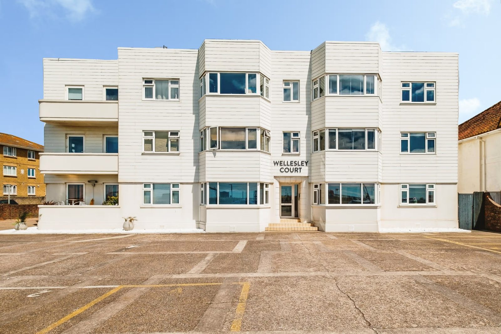 2 bedroom flatWest Parade, Worthing, BN11 5EH