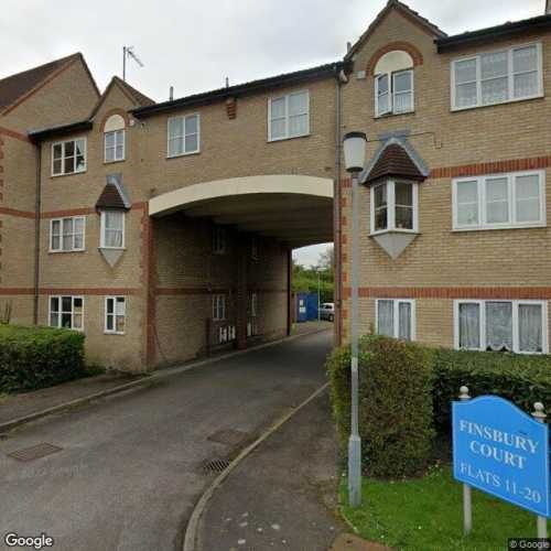 Parking Space to Rent in Waltham Cross, EN8