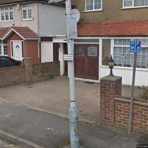Parking Space to Rent in Hayes, UB3