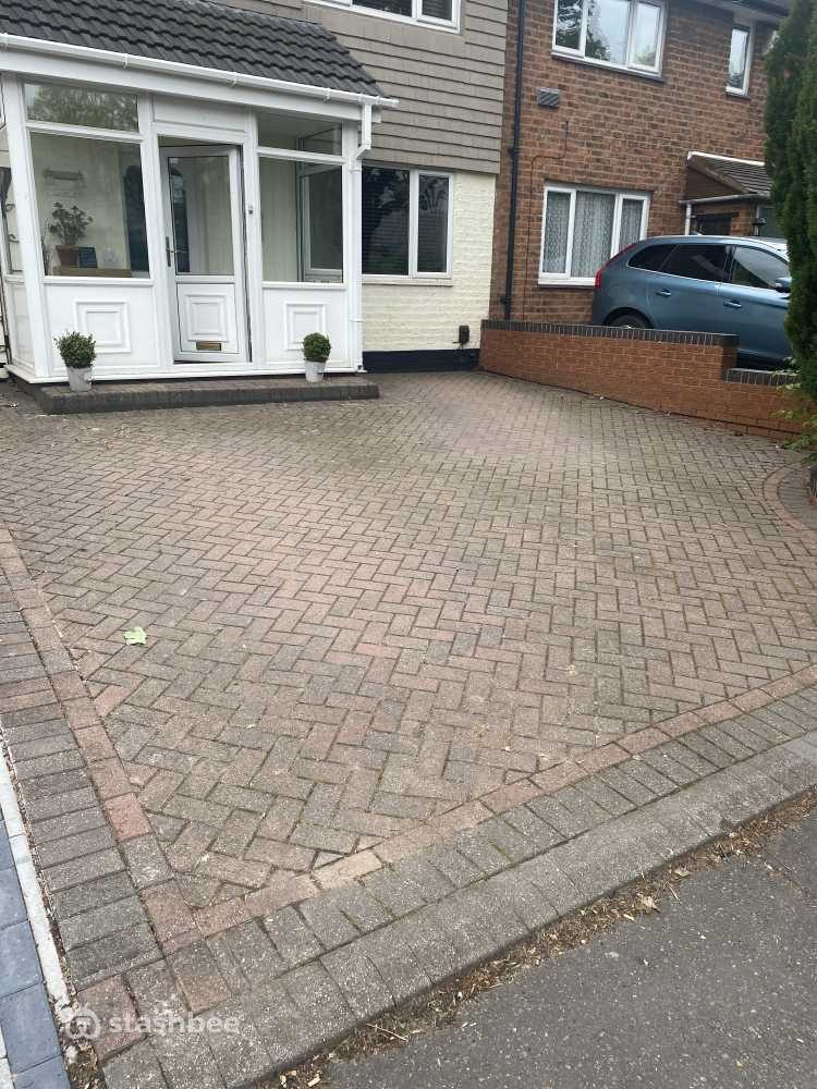 Parking Space to Rent in Birmingham, B33