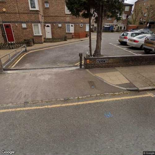 Parking Space to Rent in East London, E14