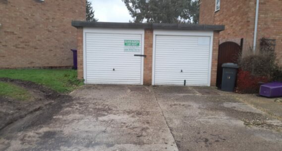 Adj. 37 Caslon Way
