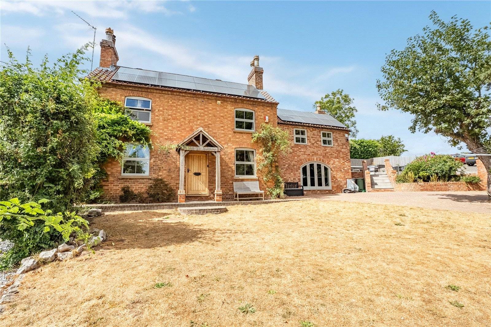 Nottingham: farmhouse with outbuildings
