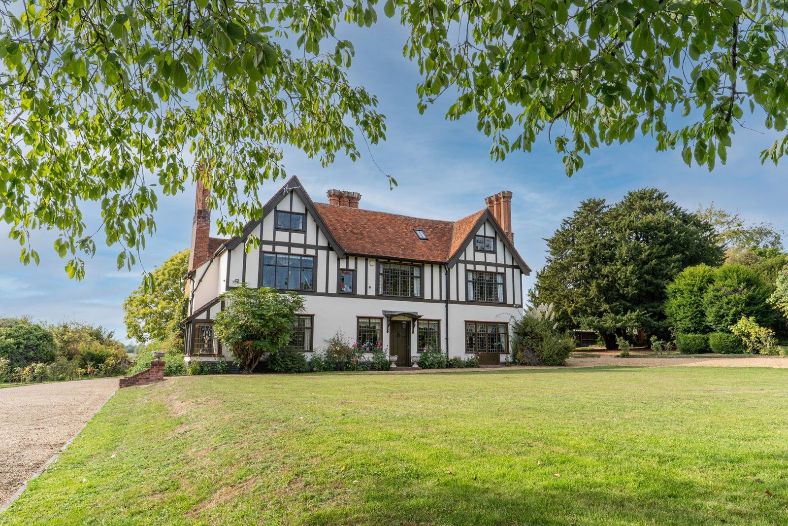 Detached House for sale with 7 bedrooms, The Street, Roxwell