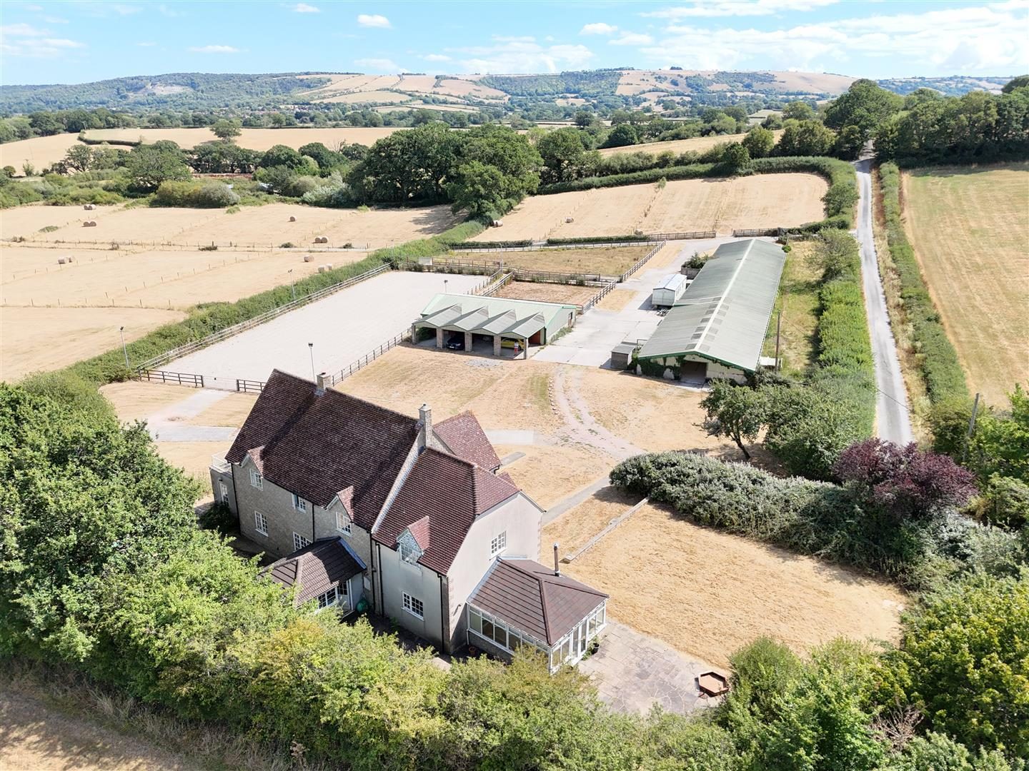 Farmhouse with further land available in Sturminster Newton