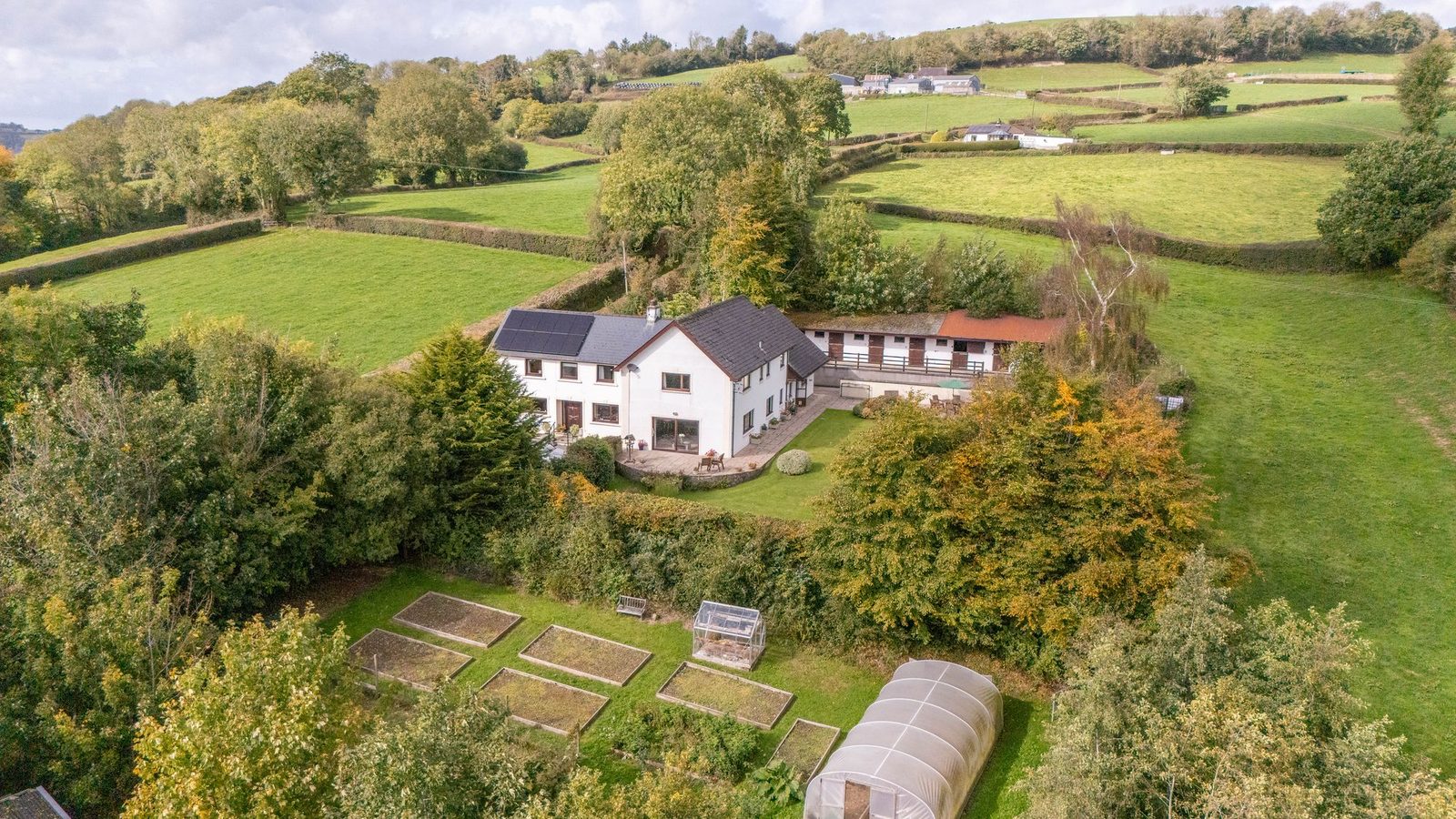 Talsarn, Lampeter, SA48