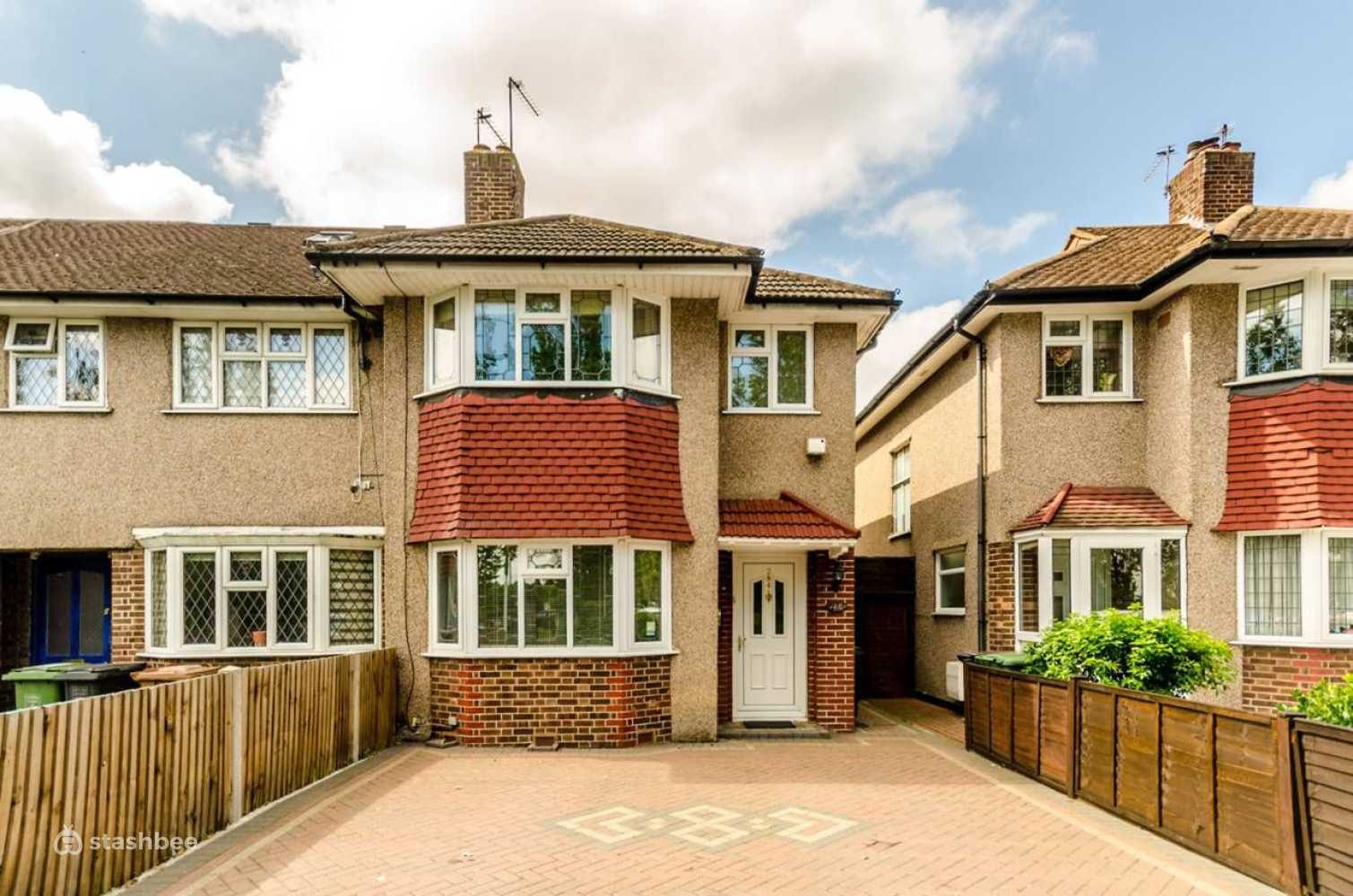Parking Space to Rent in South East London, SE6