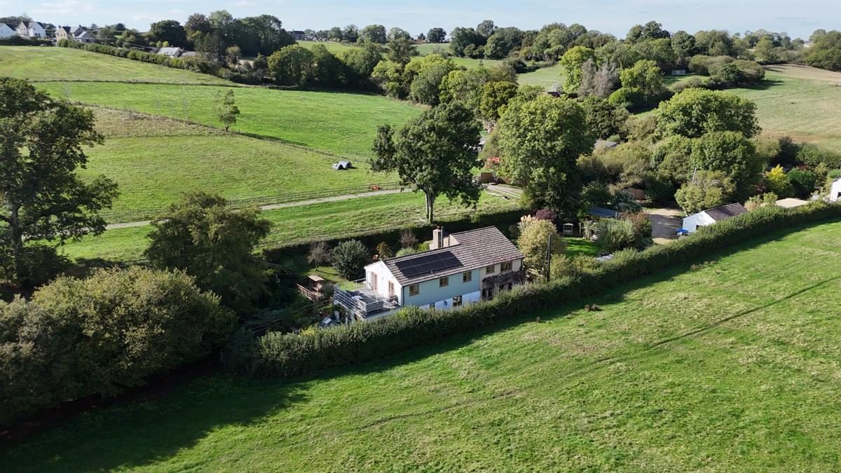 Smallholding in Buckhorn Weston