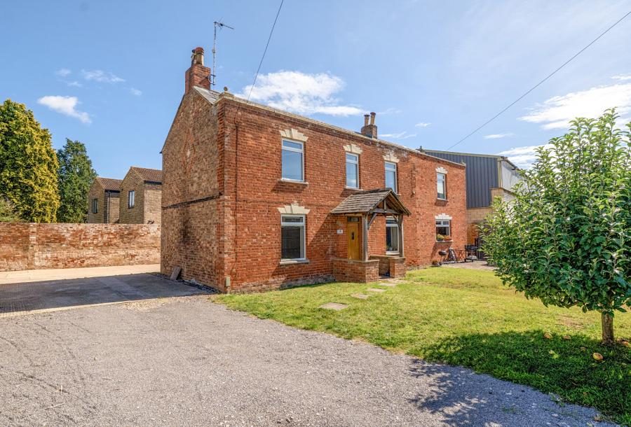 Period waterfront house, Gloucester