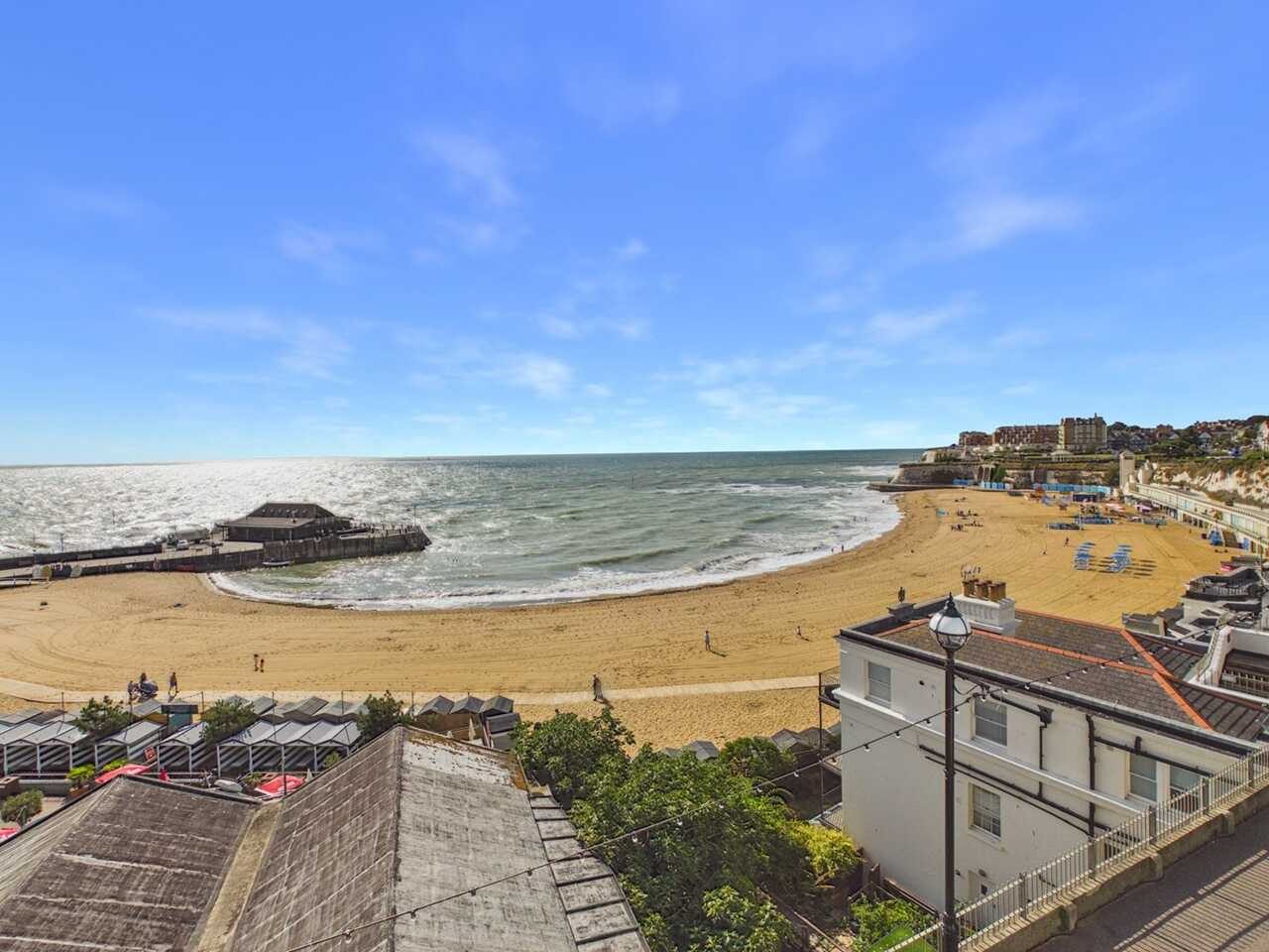 Period waterfront apartment in Broadstairs