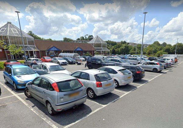 Parking on Tesco Superstore, Plymouth, PL5