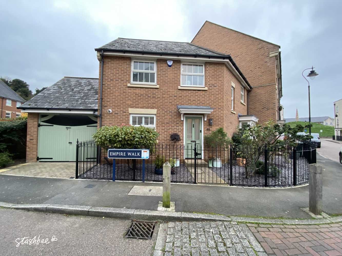 Garage to Rent in Greenhithe, DA9