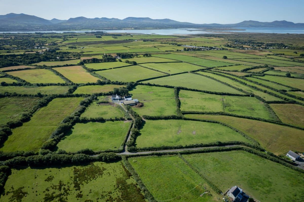 Road from the B4421, Newborough, Anglesey, LL61