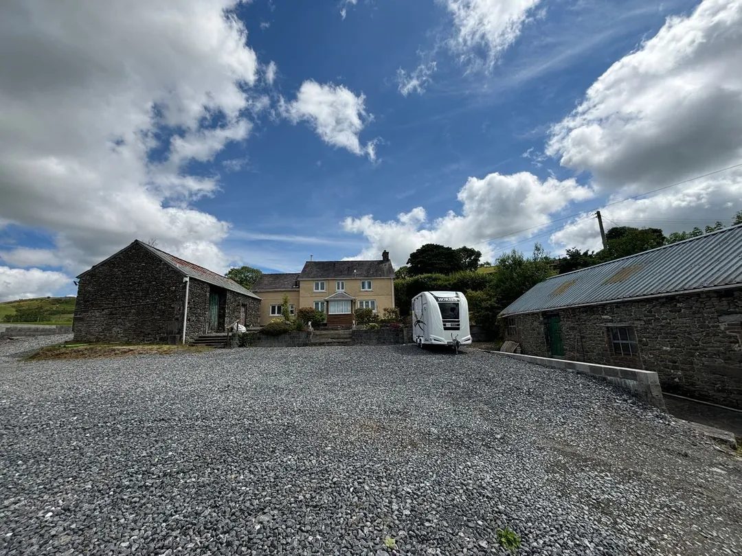 Llanwrda: smallholding with outbuildings
