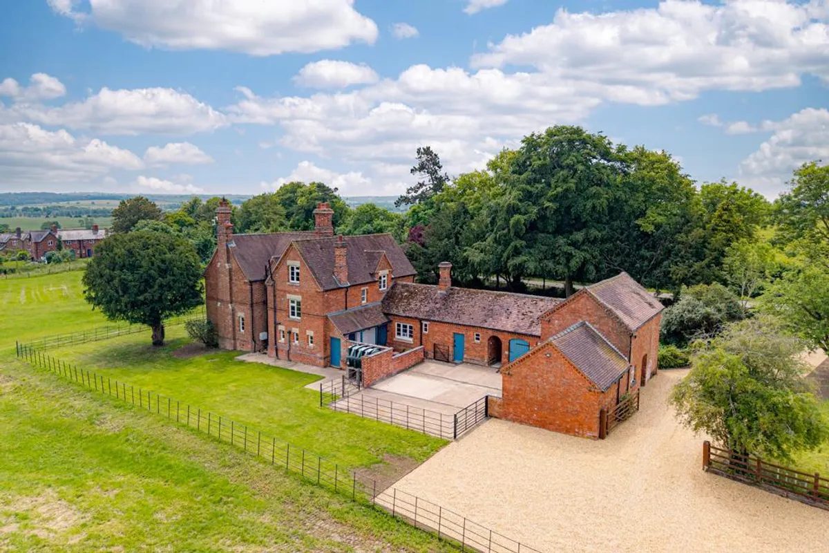 Highfields Farmhouse: period farmhouse