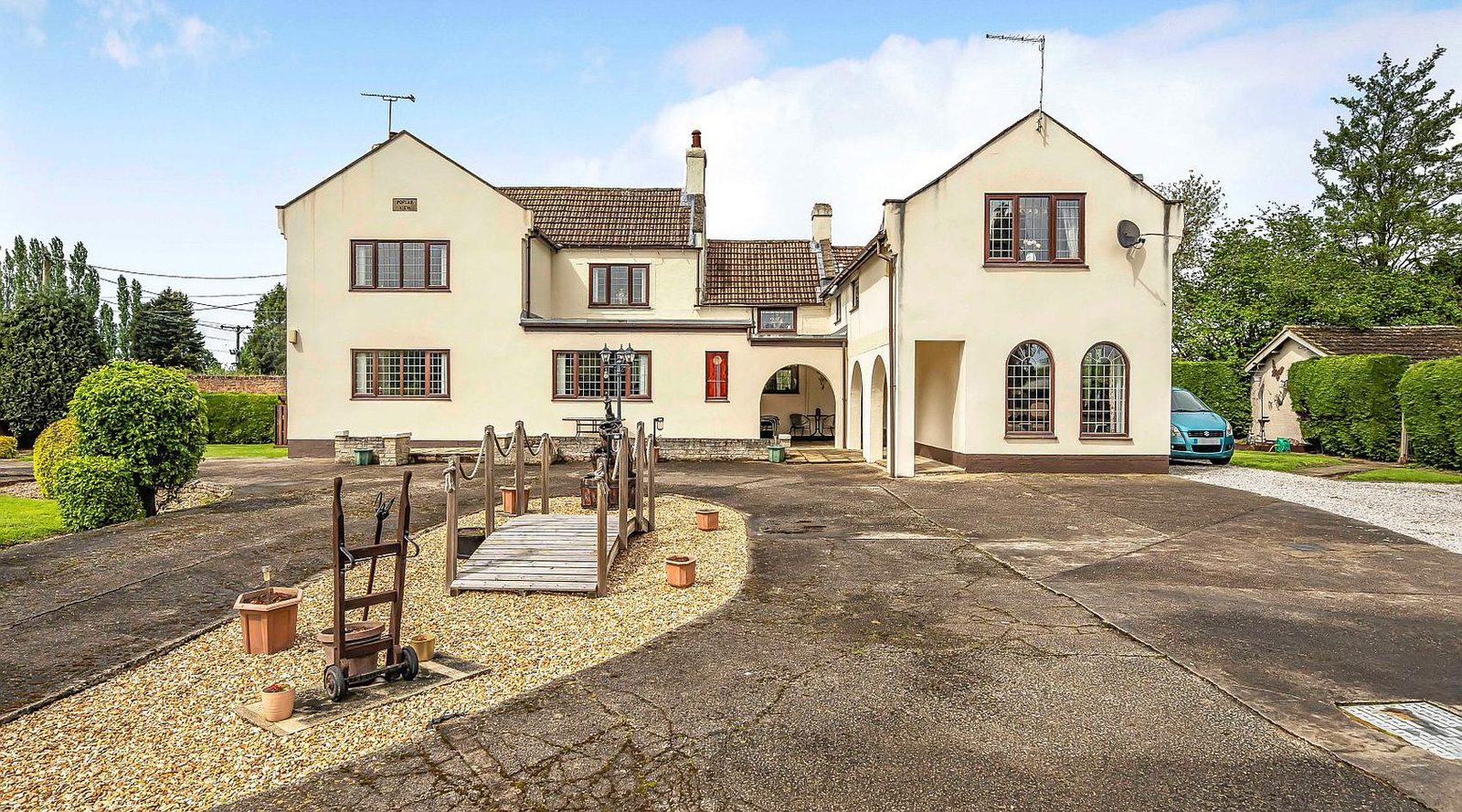 Detached house with an annexe, Sykehouse SOUTH YORKSHIRE