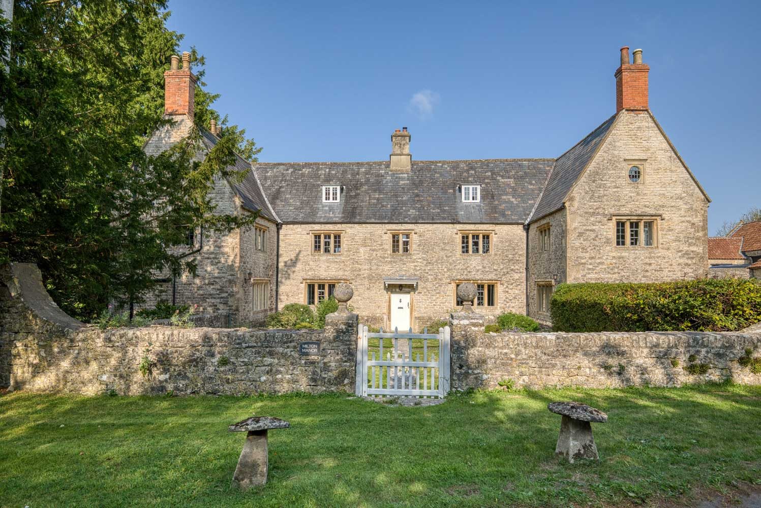 Milton Manor