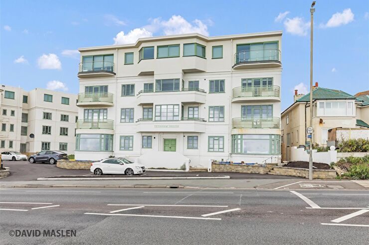 Studio to let