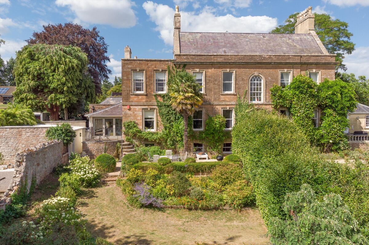 Grade II listed waterfront house in Bristol