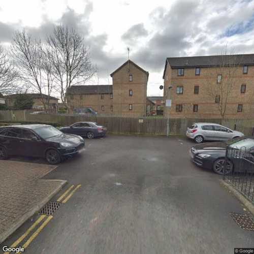 Parking Space to Rent in Borehamwood, WD6