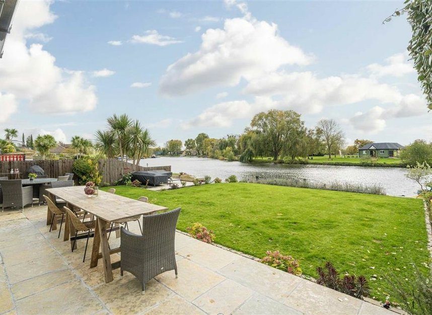 Hythe End RoadWraysbury, TW19, 3 Bathrooms